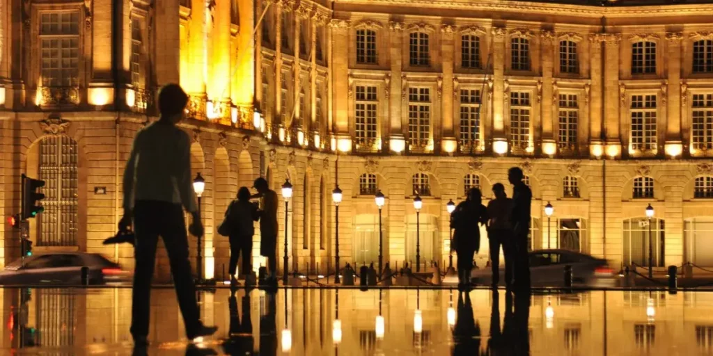 A riqueza histórica e enológica de Bordeaux