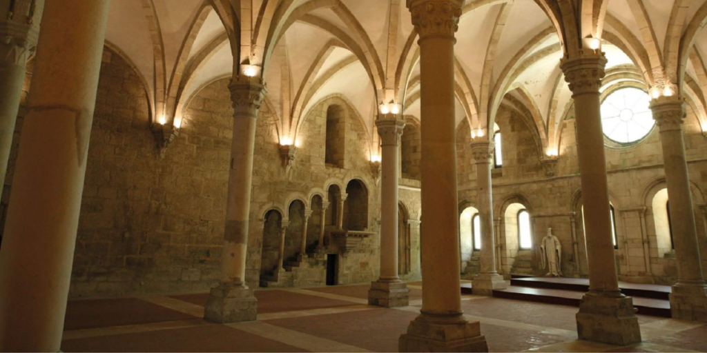 Alcobaça Mosteiro Uma Visita Obrigatória