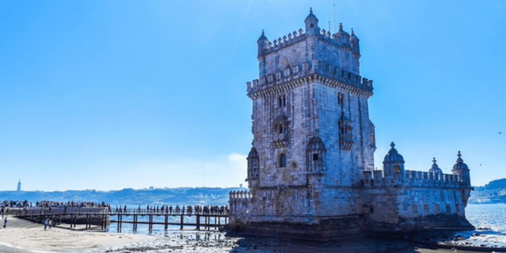Torre de Belém: Através da História e Cultura