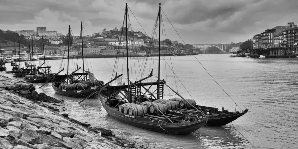 Passeio de barco no Douro veja como