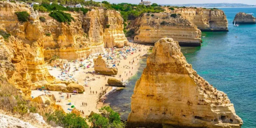 As 10 melhores praias do Algarve a não podem perder