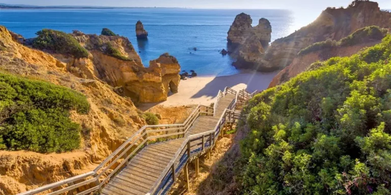 Descubra as melhores praias para visitar em Portugal