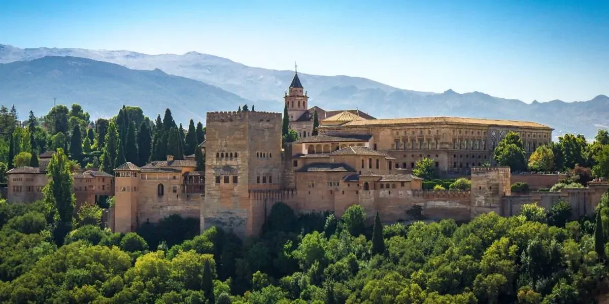 As top 10 cidades para conhecer em Espanha