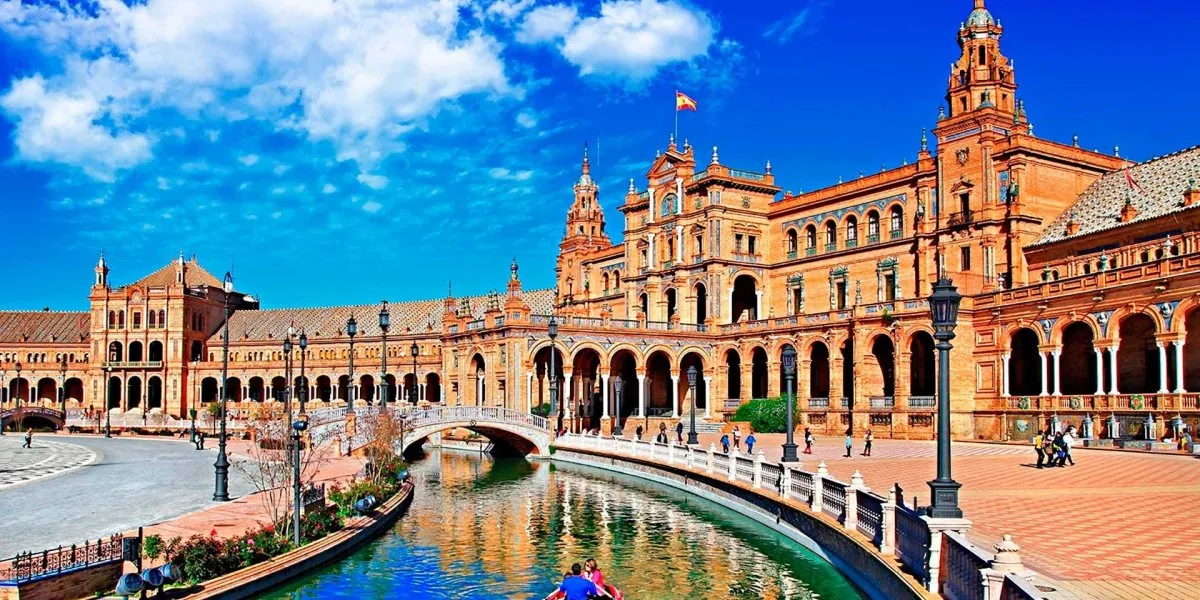 As top 10 cidades para conhecer em Espanha